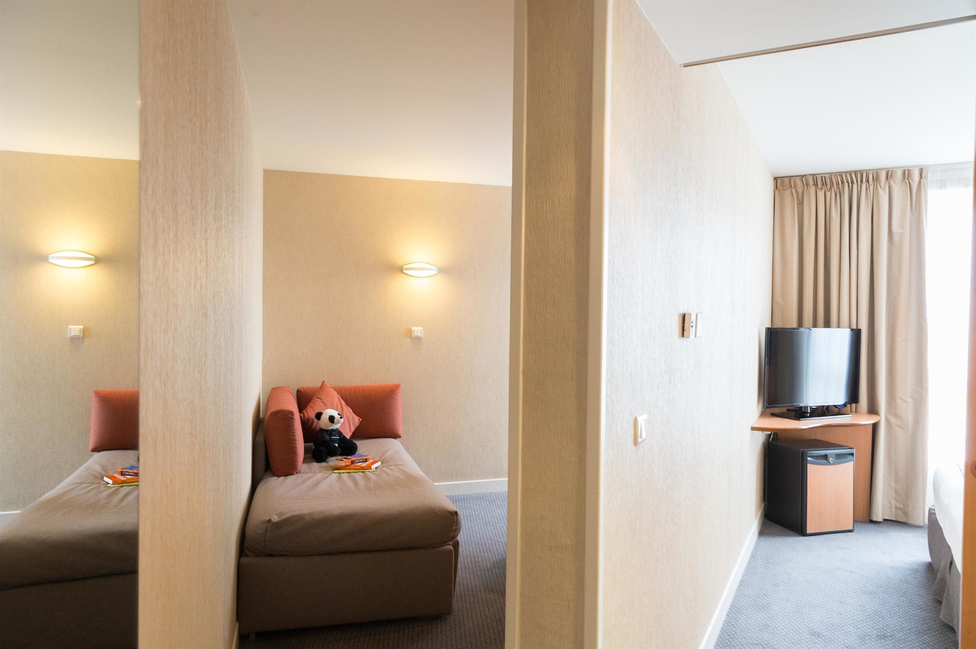 Best Western Plus Paris Сакле Экстерьер фото
